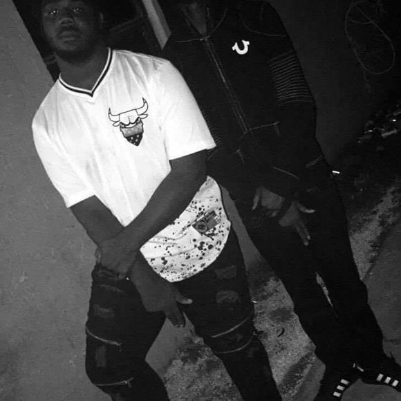 Meet your Posher, Ernesto - Picture 1 of 1